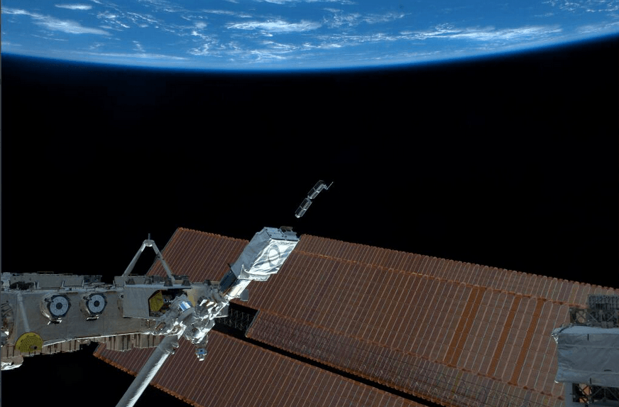 Dove_minisat_launch_from_ISS_m
